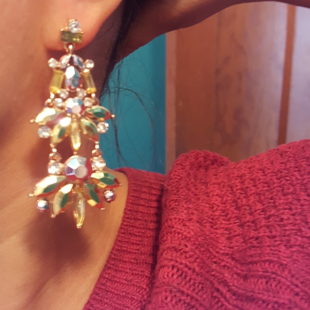 Rose gold statement earrings new - Picture 2 of 3